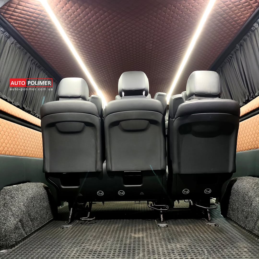 Переобладнання салону Ford Transit Custom