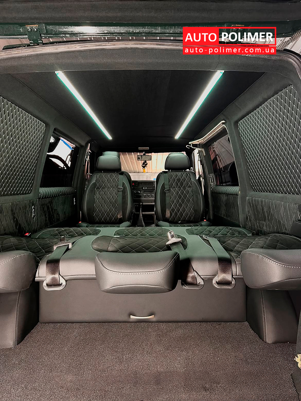 Трансформація салону VW T4 — розкладне спальне місце